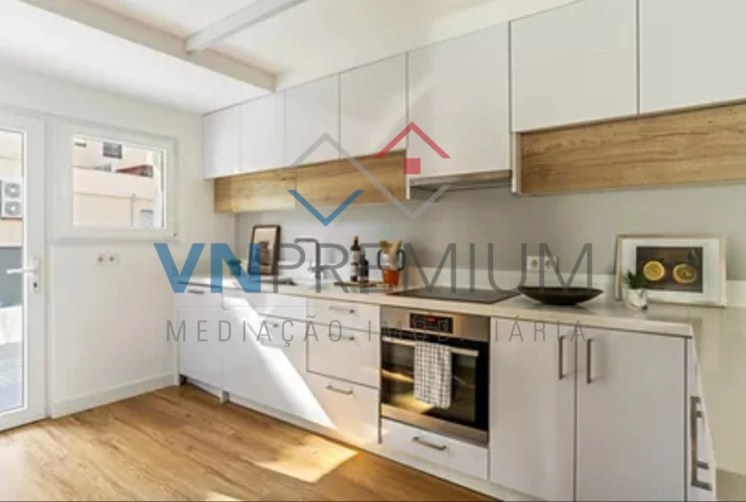 Moradia T4 para Venda em Carcavelos e Parede Foto 31