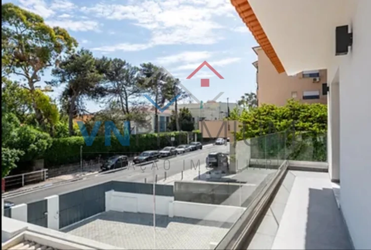 Moradia T4 para Venda em Carcavelos e Parede Foto 9