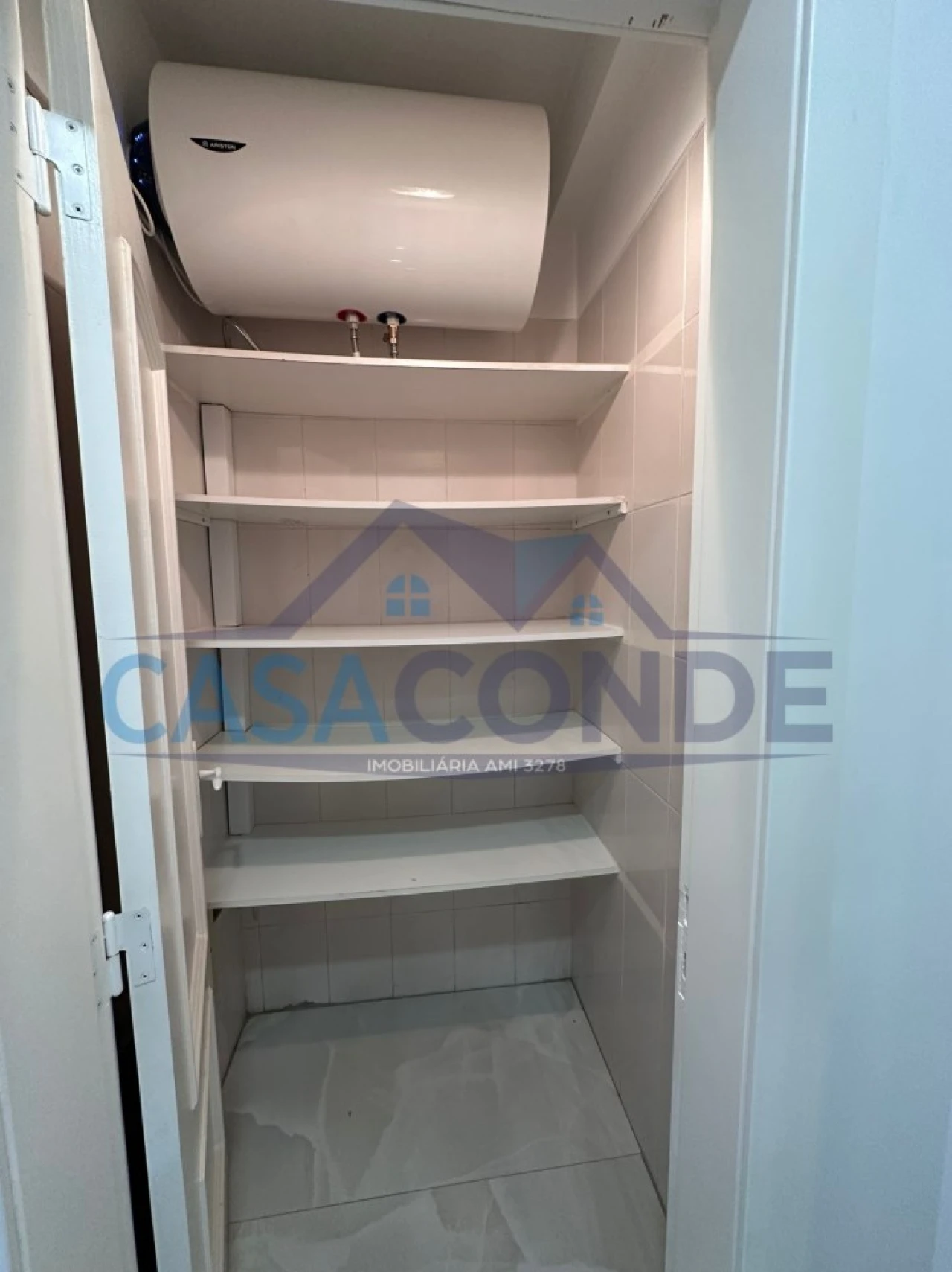 Moradia T4 para Venda em Fernao Ferro Foto 10