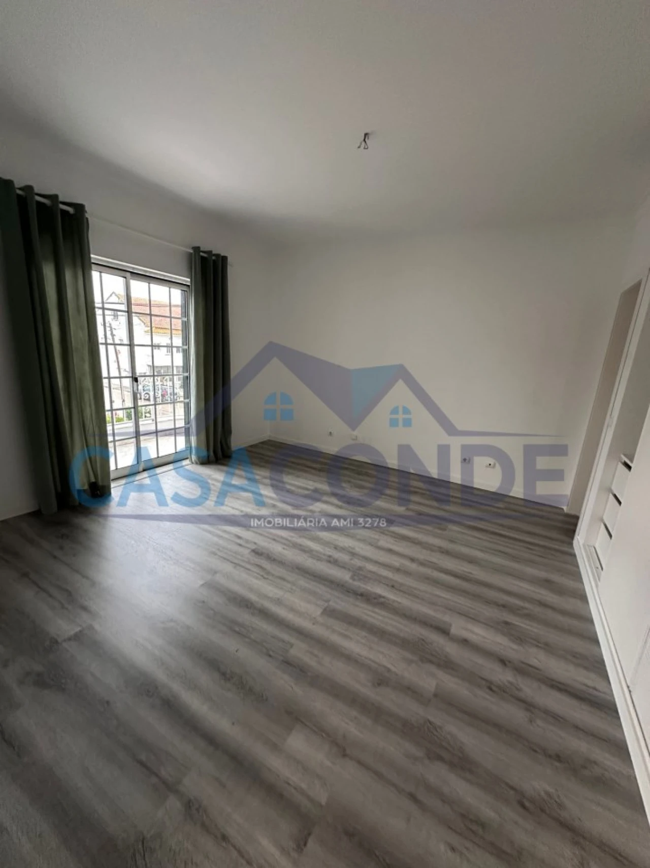 Moradia T4 para Venda em Fernao Ferro Foto 18