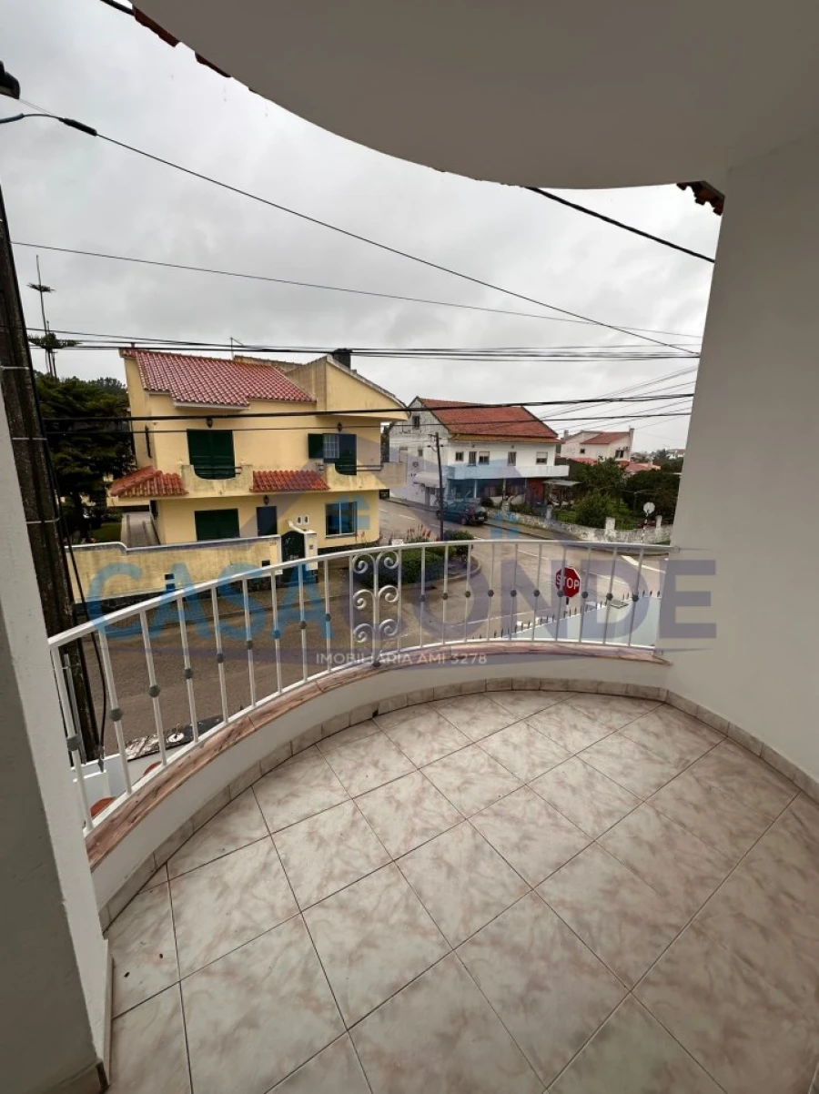 Moradia T4 para Venda em Fernao Ferro Foto 17