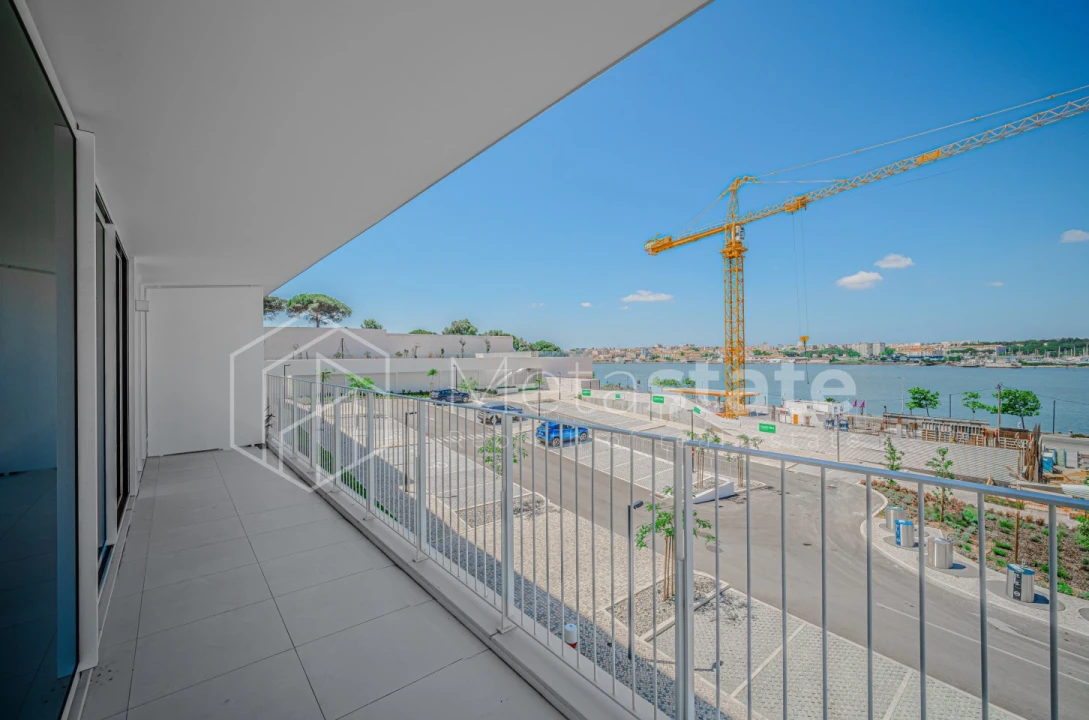 Apartamento T3 para Venda em Seixal, Arrentela e Aldeia de Paio Pires Foto 31