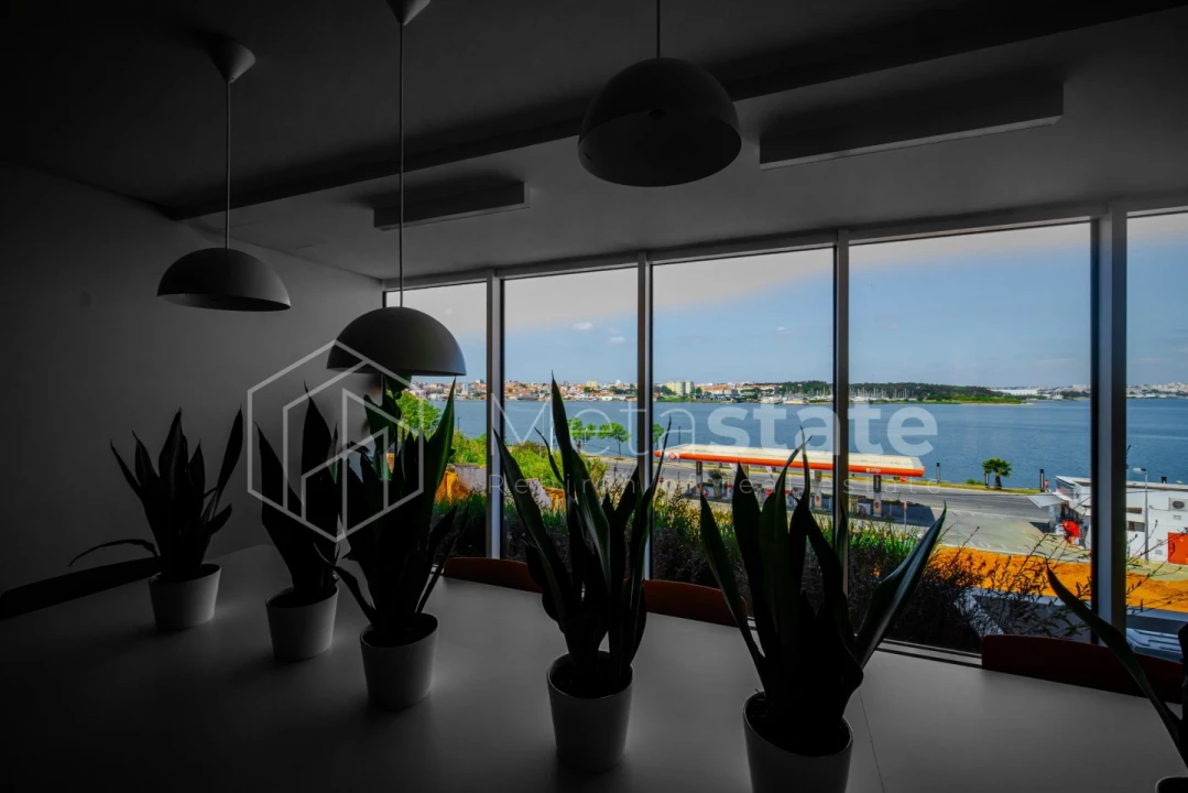 Apartamento T3 para Venda em Seixal, Arrentela e Aldeia de Paio Pires Foto 6