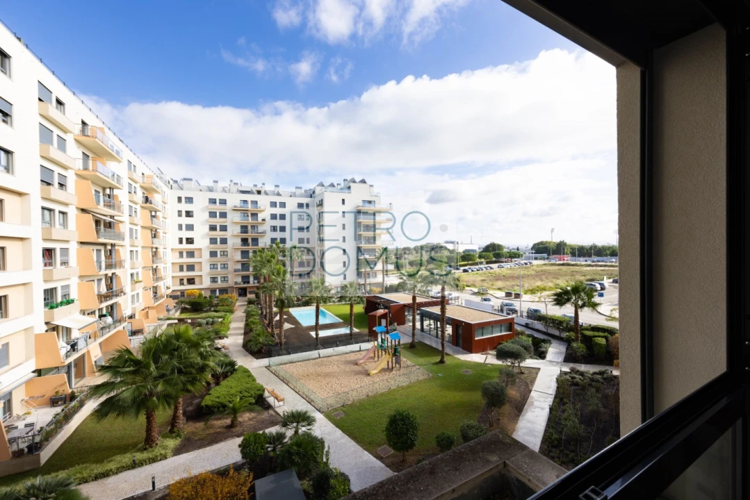 Apartamento T3 para Venda em Seixal, Arrentela e Aldeia de Paio Pires Foto 20