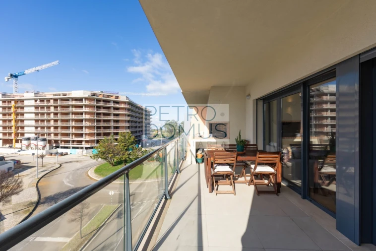 Apartamento T3 para Venda em Seixal, Arrentela e Aldeia de Paio Pires Foto 12