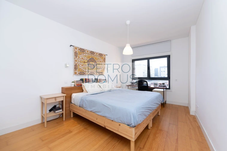 Apartamento T3 para Venda em Seixal, Arrentela e Aldeia de Paio Pires Foto 13