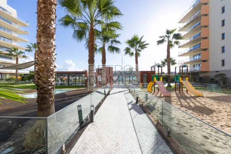 Apartamento T3 para Venda em Seixal, Arrentela e Aldeia de Paio Pires Foto 2