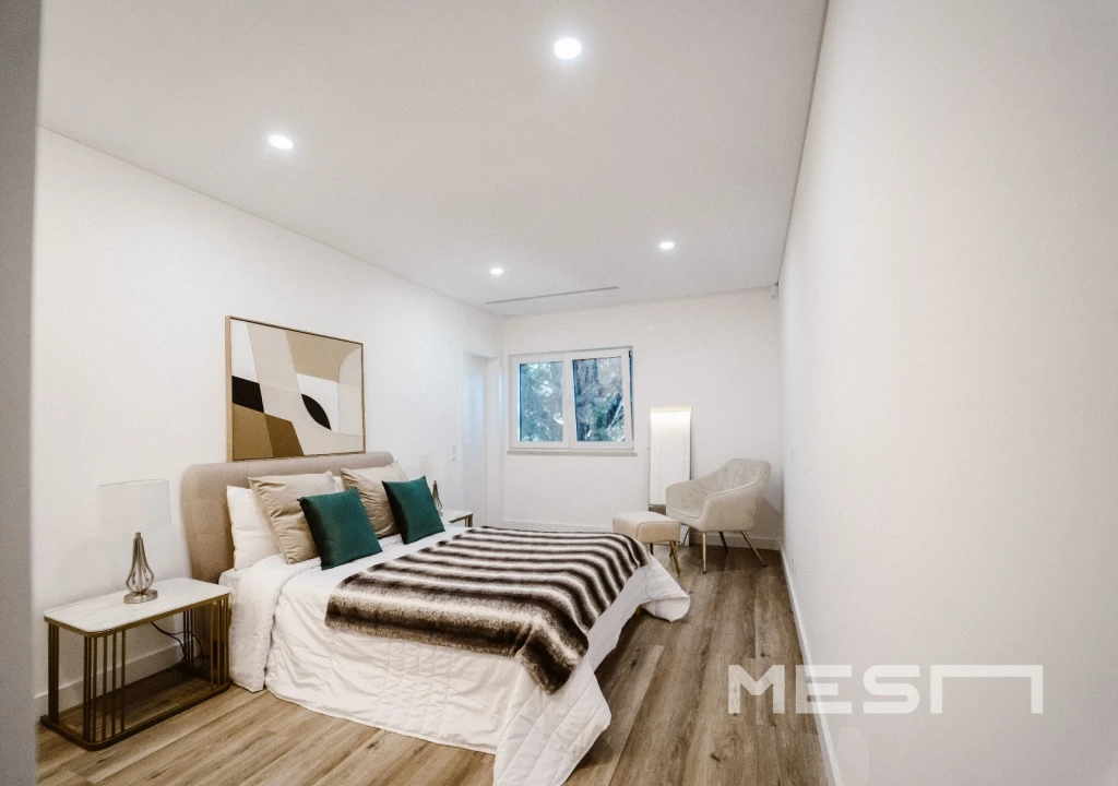 Moradia T4 para Venda em Charneca de Caparica e Sobreda Foto 25