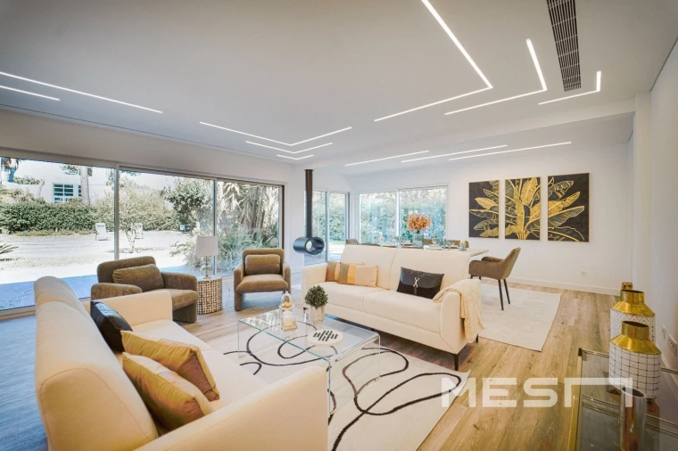 Moradia T4 para Venda em Charneca de Caparica e Sobreda Foto 6