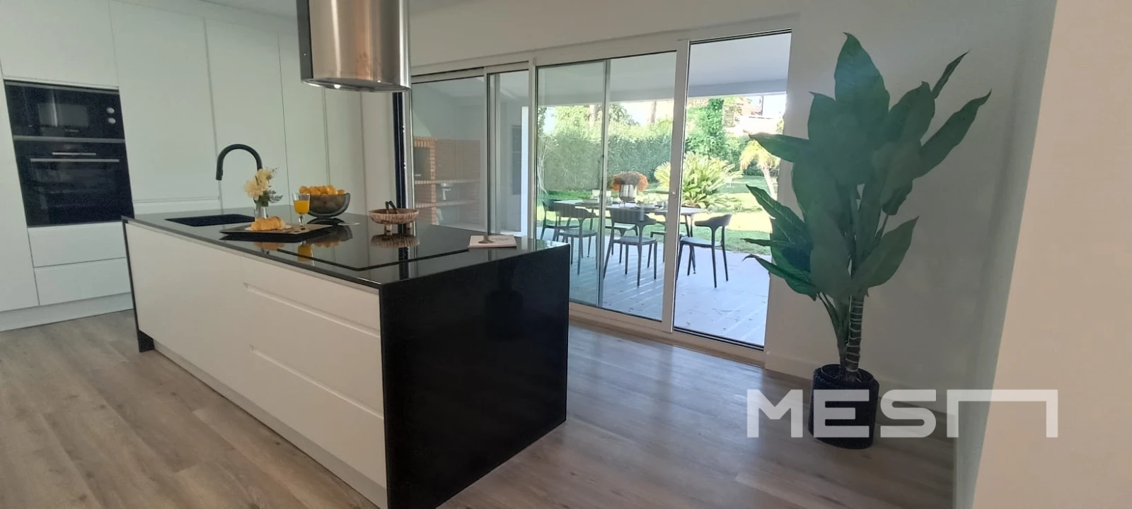 Moradia T4 para Venda em Charneca de Caparica e Sobreda Foto 13