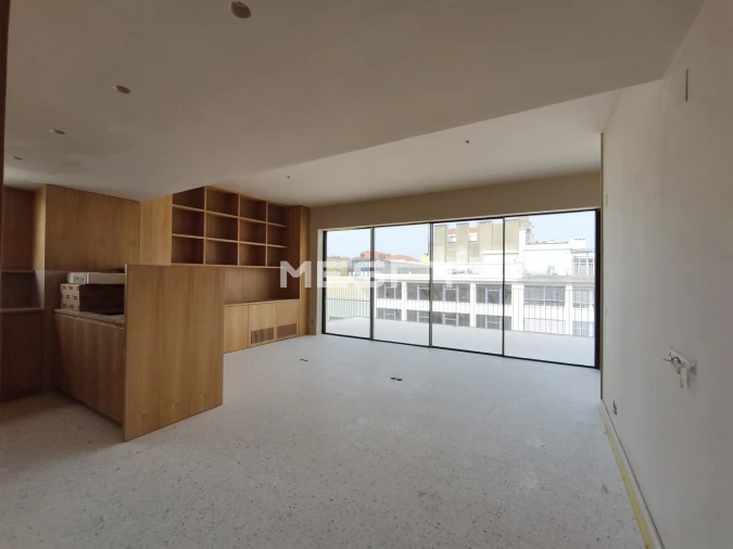 Apartamento T2 para Venda em Alvalade Foto 30