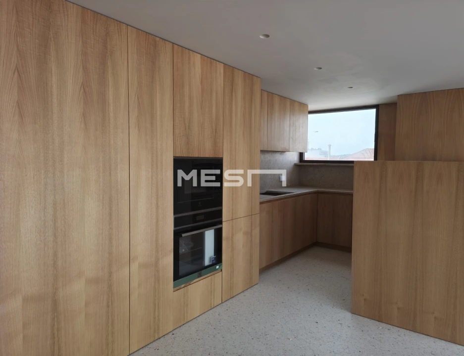 Apartamento T2 para Venda em Alvalade Foto 8