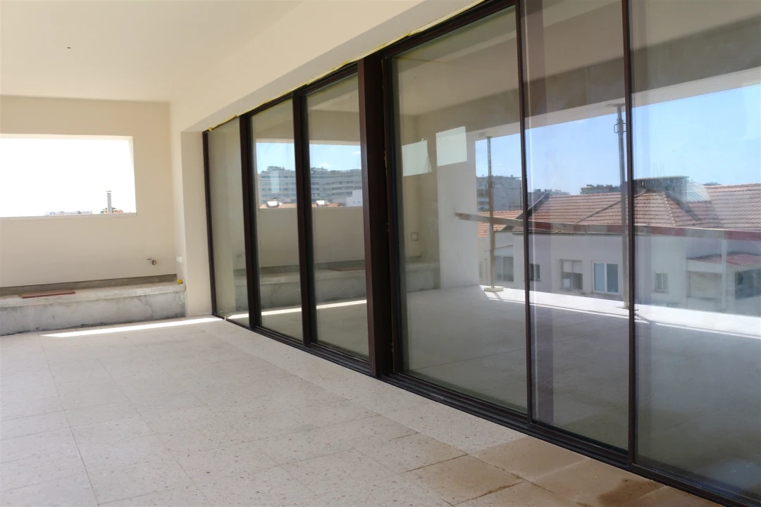 Apartamento T3 para Venda em Alvalade Foto 9