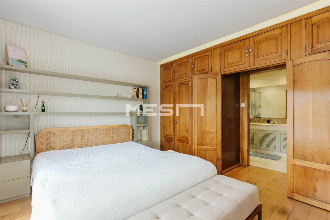 Moradia T4 para Venda em Alvalade Foto 17