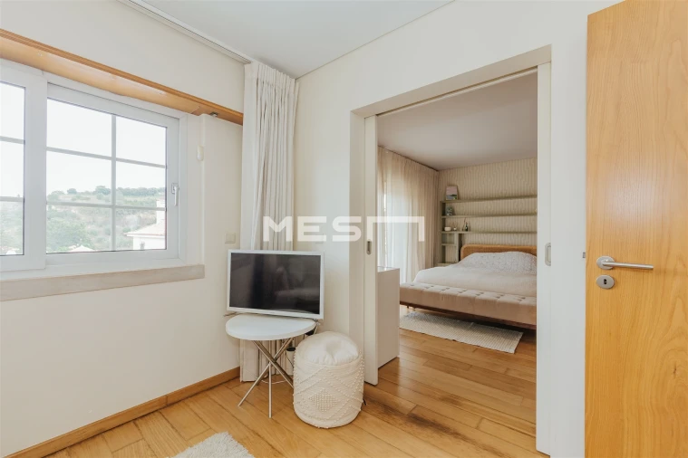 Moradia T4 para Venda em Alvalade Foto 19