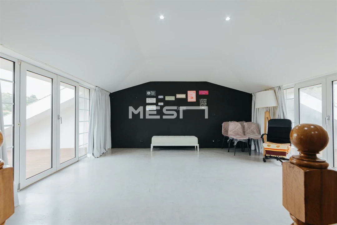 Moradia T4 para Venda em Alvalade Foto 22