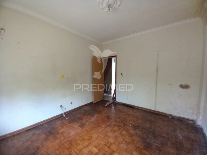 Apartamento T2 para Venda em Póvoa de Santo Adrião e Olival Basto Foto 4