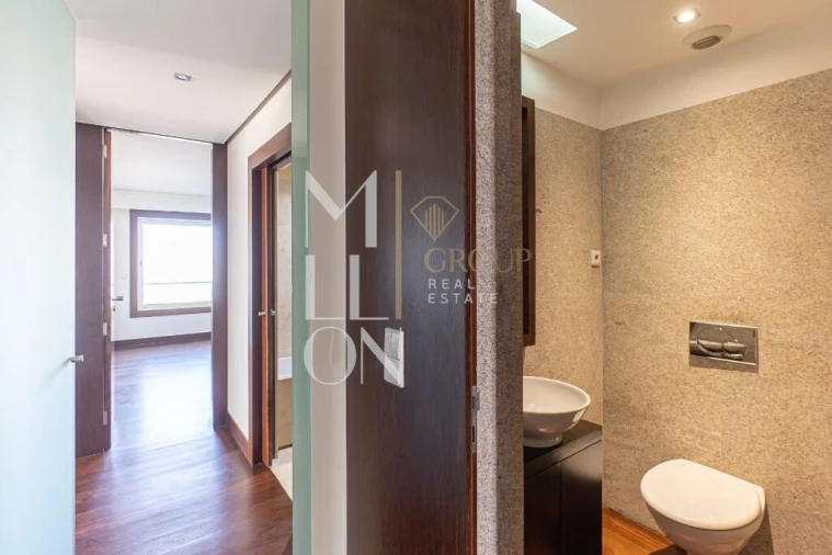 Apartamento T4 para Venda em Aldoar, Foz do Douro e Nevogilde Foto 12