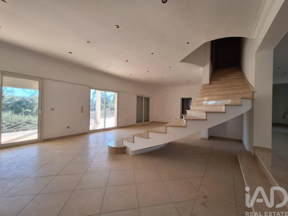 Moradia T4 para Venda em Além da Ribeira e Pedreira Foto 24