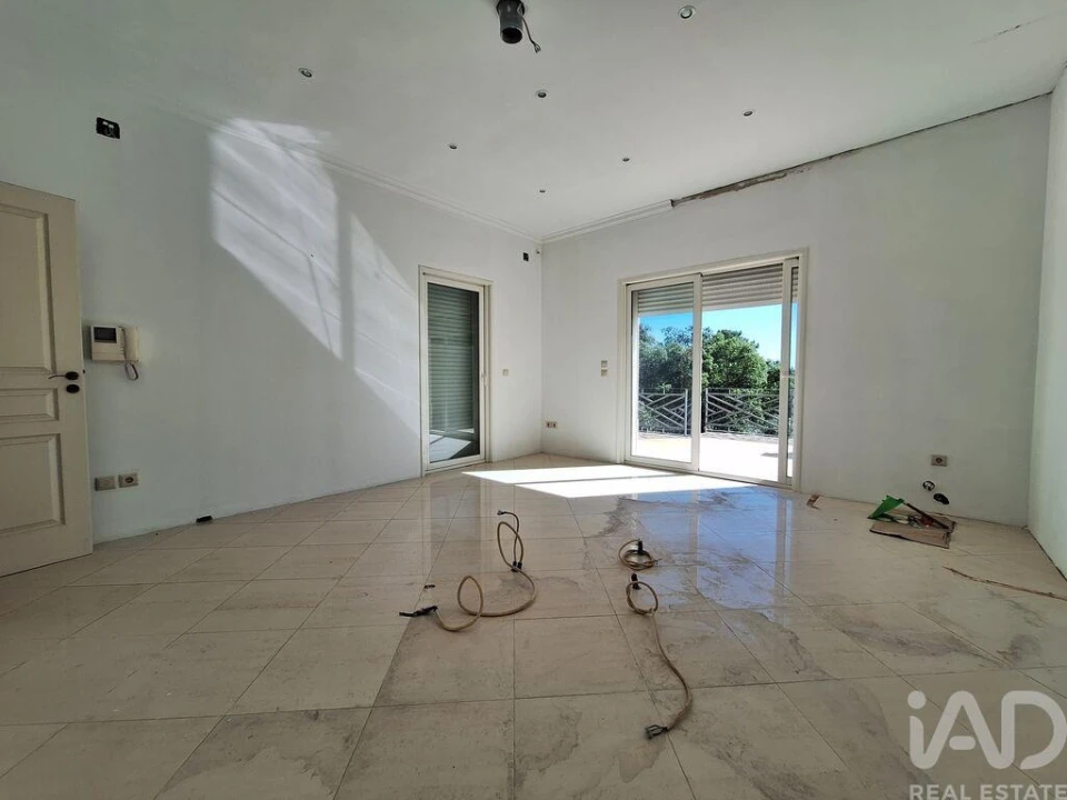 Moradia T4 para Venda em Além da Ribeira e Pedreira Foto 17