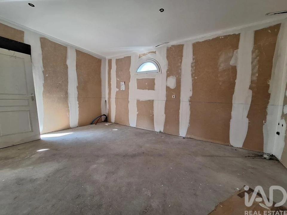 Moradia T4 para Venda em Além da Ribeira e Pedreira Foto 32