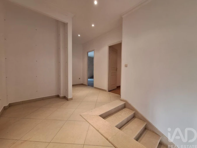 Moradia T4 para Venda em Além da Ribeira e Pedreira Foto 26