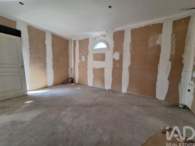 Moradia T4 para Venda em Além da Ribeira e Pedreira Foto 32