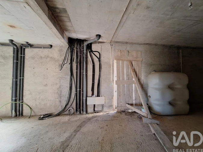 Moradia T4 para Venda em Além da Ribeira e Pedreira Foto 30