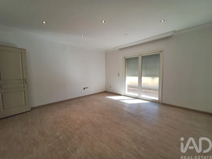 Moradia T4 para Venda em Além da Ribeira e Pedreira Foto 23