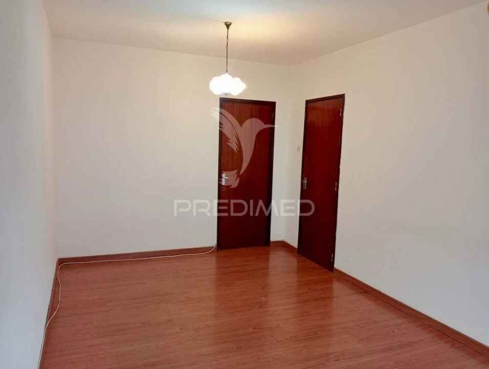 Apartamento T2 para Venda em Marrazes e Barosa Foto 1