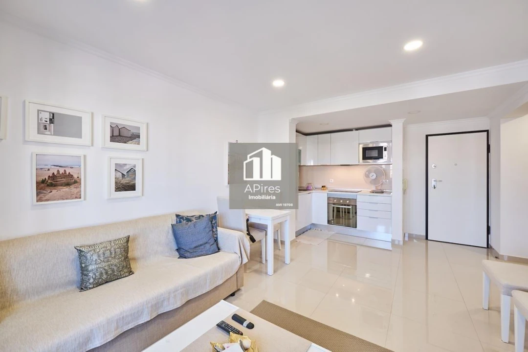 Apartamento T1 para Venda em Costa da Caparica Foto 1