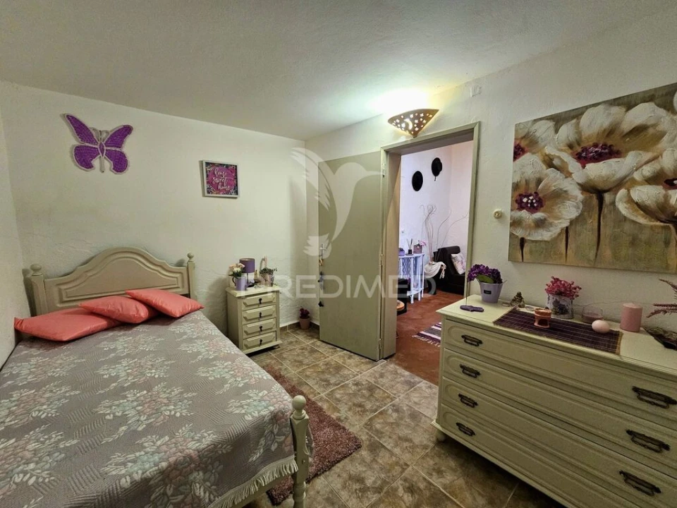 Moradia T1 para Venda em Aldeia dos Fernandes Foto 7