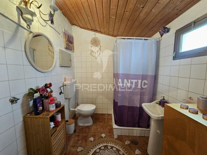 Moradia T1 para Venda em Aldeia dos Fernandes Foto 8