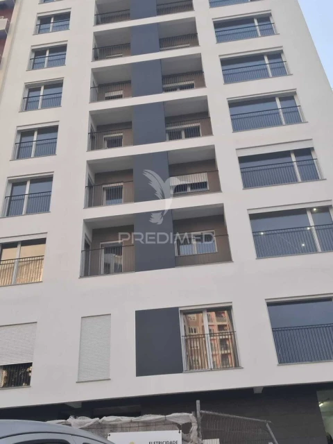 Apartamento T2 para Venda em Corroios
