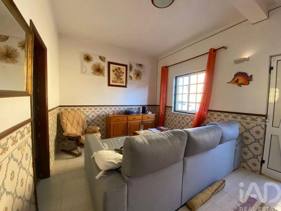 Moradia T3 para Venda em Atouguia da Baleia Foto 7