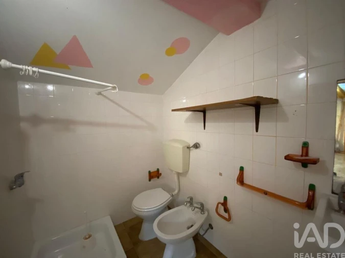 Moradia T3 para Venda em Atouguia da Baleia Foto 18