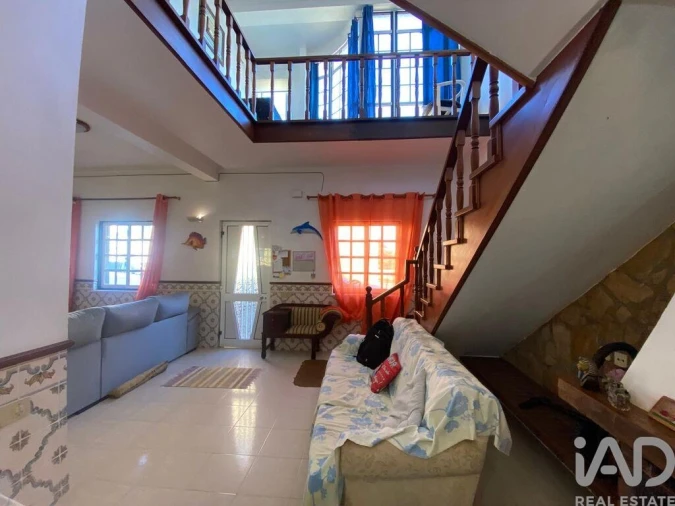 Moradia T3 para Venda em Atouguia da Baleia Foto 8