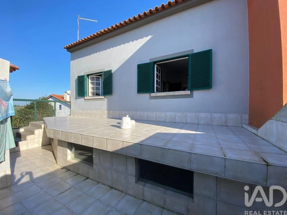 Moradia T3 para Venda em Atouguia da Baleia Foto 19