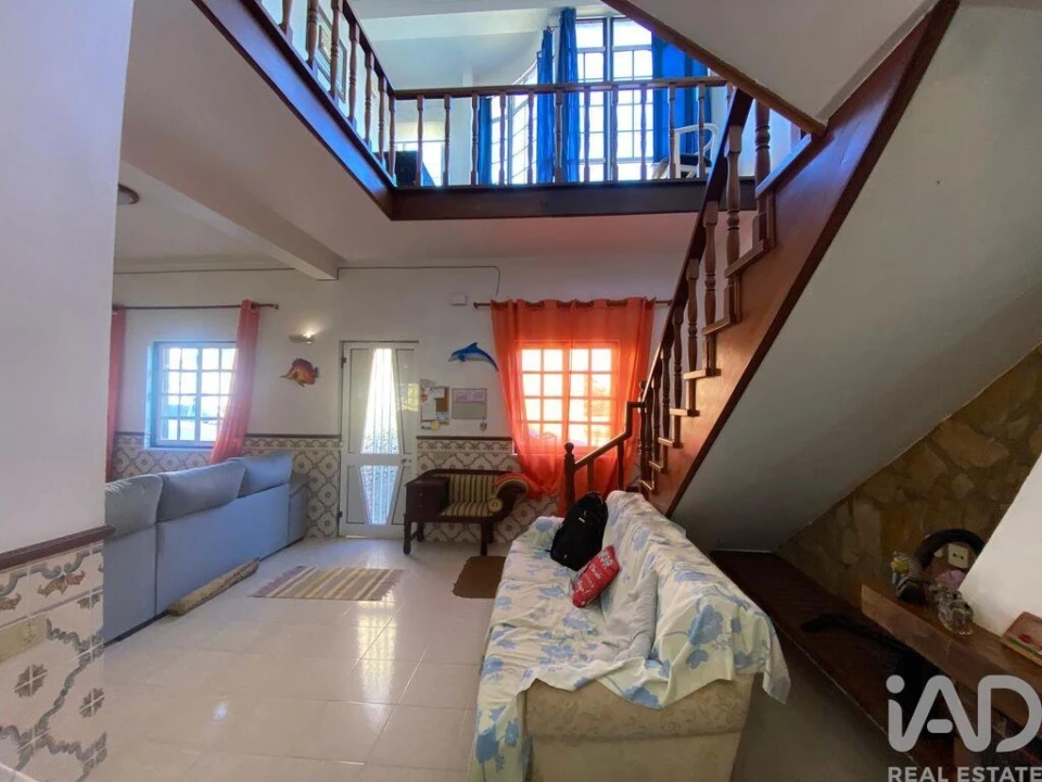 Moradia T3 para Venda em Atouguia da Baleia Foto 8