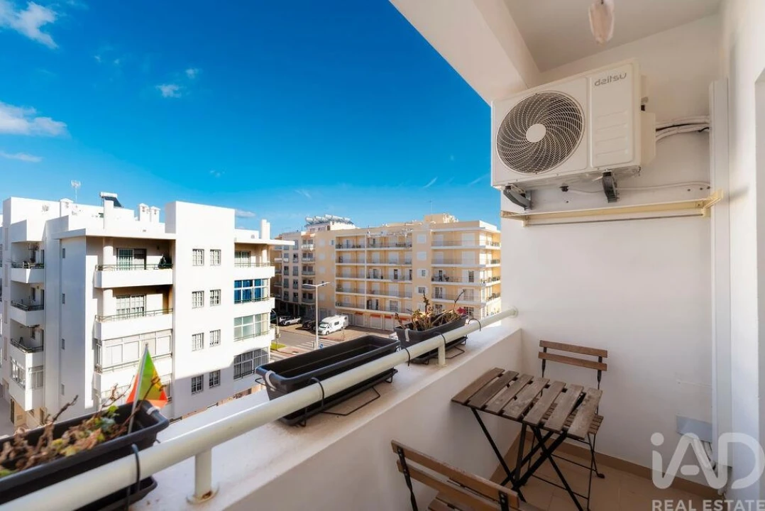 Apartamento T2 para Venda em Quarteira Foto 29