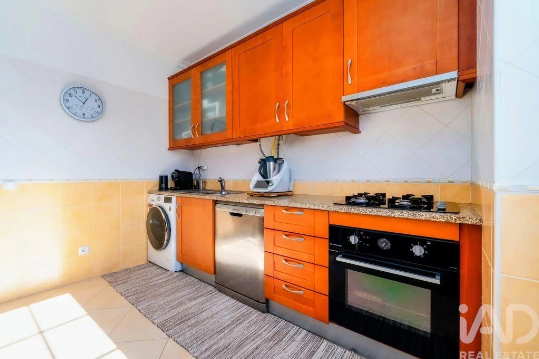 Apartamento T2 para Venda em Quarteira Foto 26