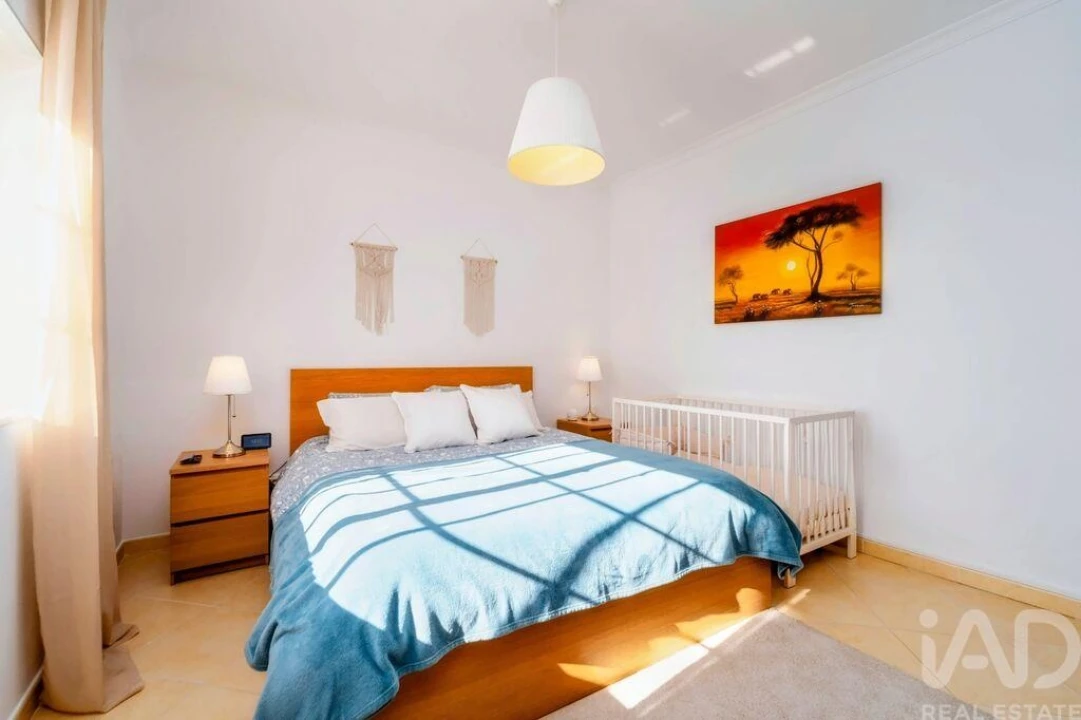 Apartamento T2 para Venda em Quarteira Foto 12