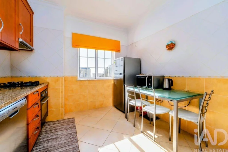Apartamento T2 para Venda em Quarteira Foto 25