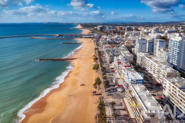 Apartamento T2 para Venda em Quarteira Foto 34