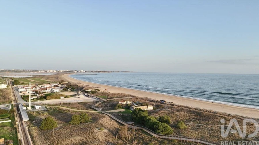 Moradia T5 para Venda em Lagos (São Sebastião e Santa Maria) Foto 8