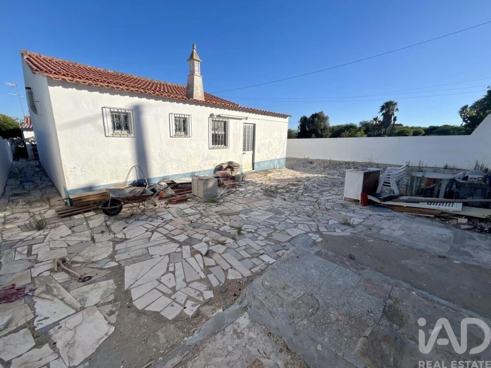 Moradia T5 para Venda em Lagos (São Sebastião e Santa Maria) Foto 13