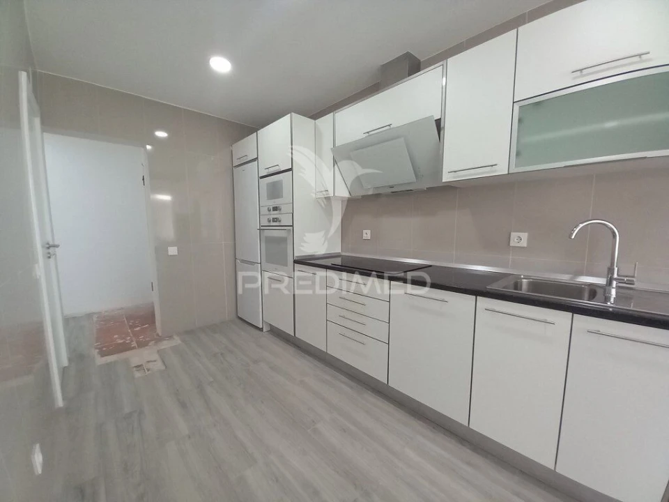 Apartamento T2 para Venda em Ericeira Foto 1