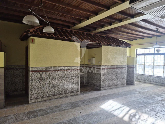 Loja para Venda em Gaio-Rosário e Sarilhos Pequenos Foto 5