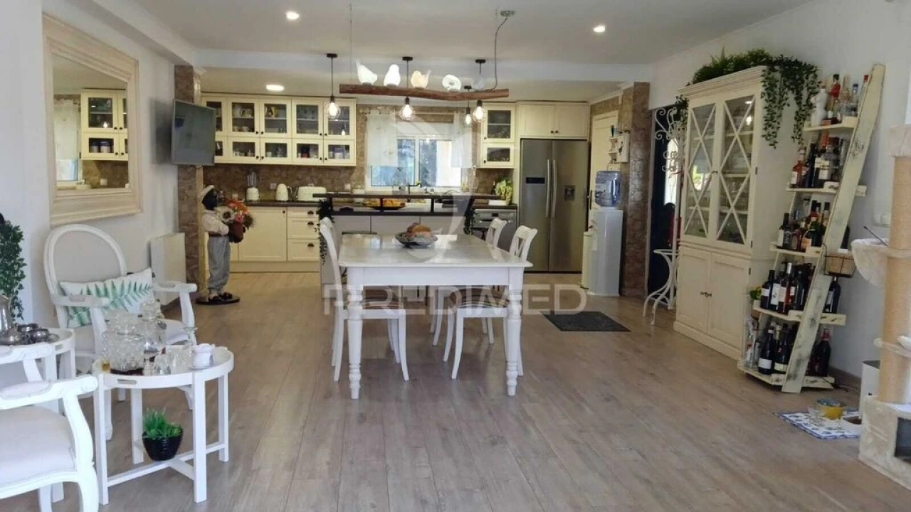 Quinta T3 para Venda em Santa Maria e São Miguel, São Martinho, São Pedro Penaferrim Foto 8