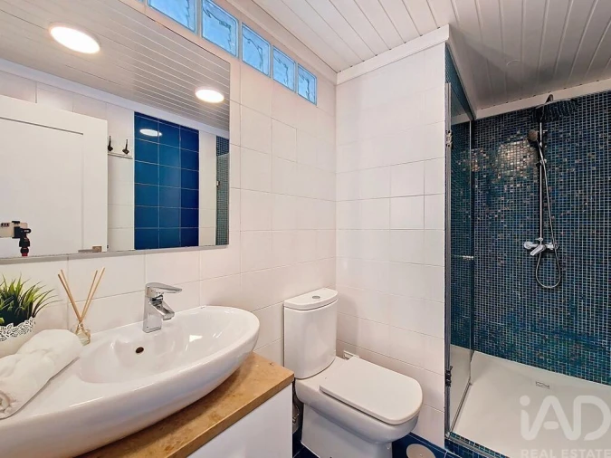 Moradia T4 para Venda em Venda do Pinheiro e Santo Estêvão das Galés Foto 16